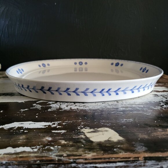 Large Vintage Villeroy & Boch Farmhouse Touch Oval Platter, Blue and White - Picture 4 of 8